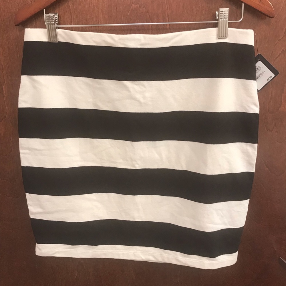 Halogen Zippered Mini Skirt